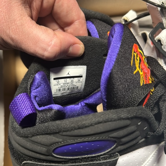 Air Jordan 8 Retro 3 peat - Picture 3 of 7